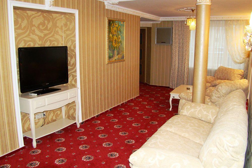 לבוב Conference Hotel Suputnyk מראה חיצוני תמונה